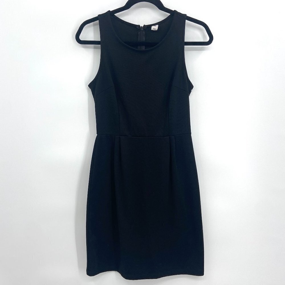 OLD NAVY Black Sleeveless Back Zip Knee Length Dress Size Small